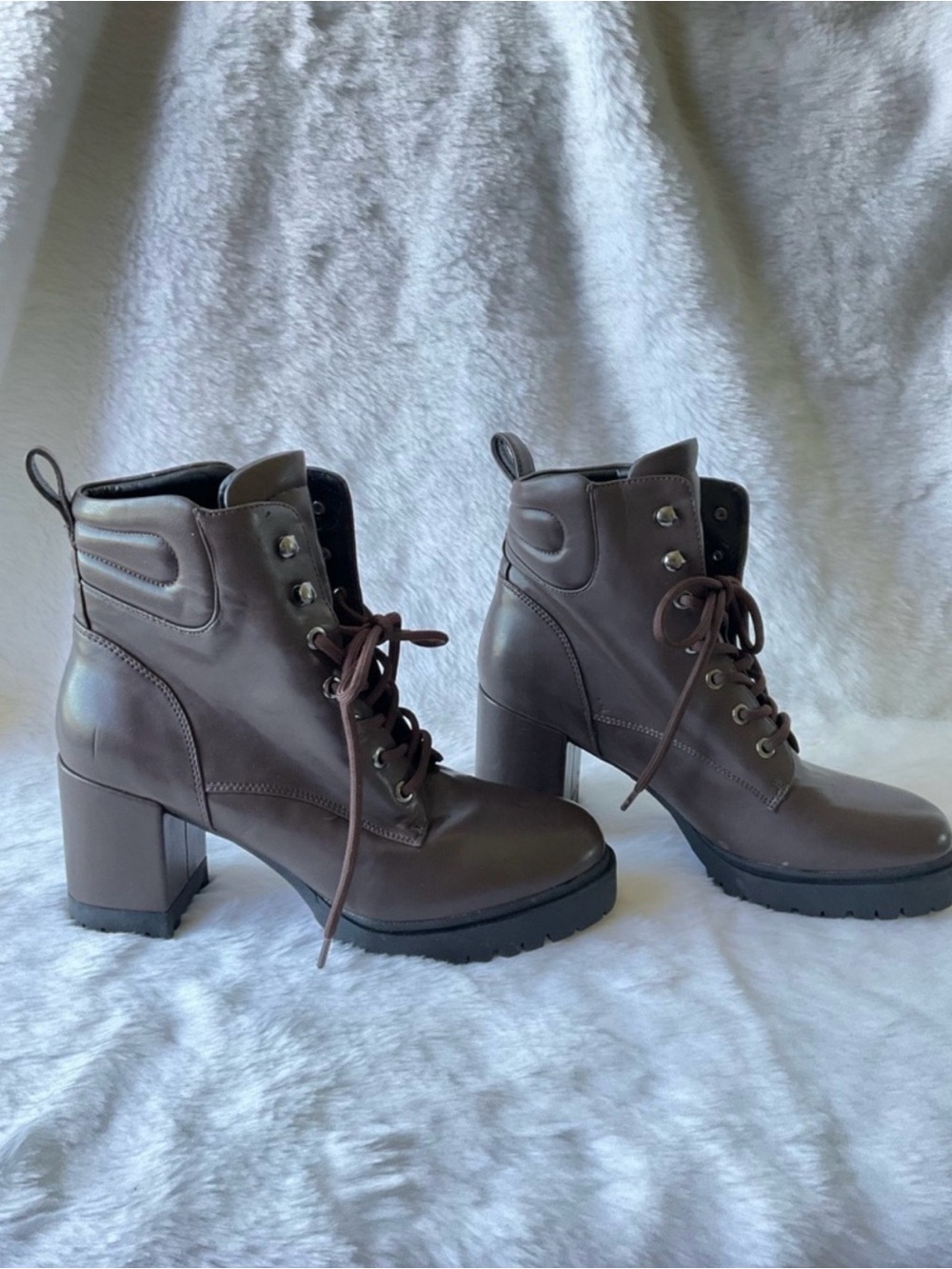 Aerosoles Brown Lace-Up Ankle Boots